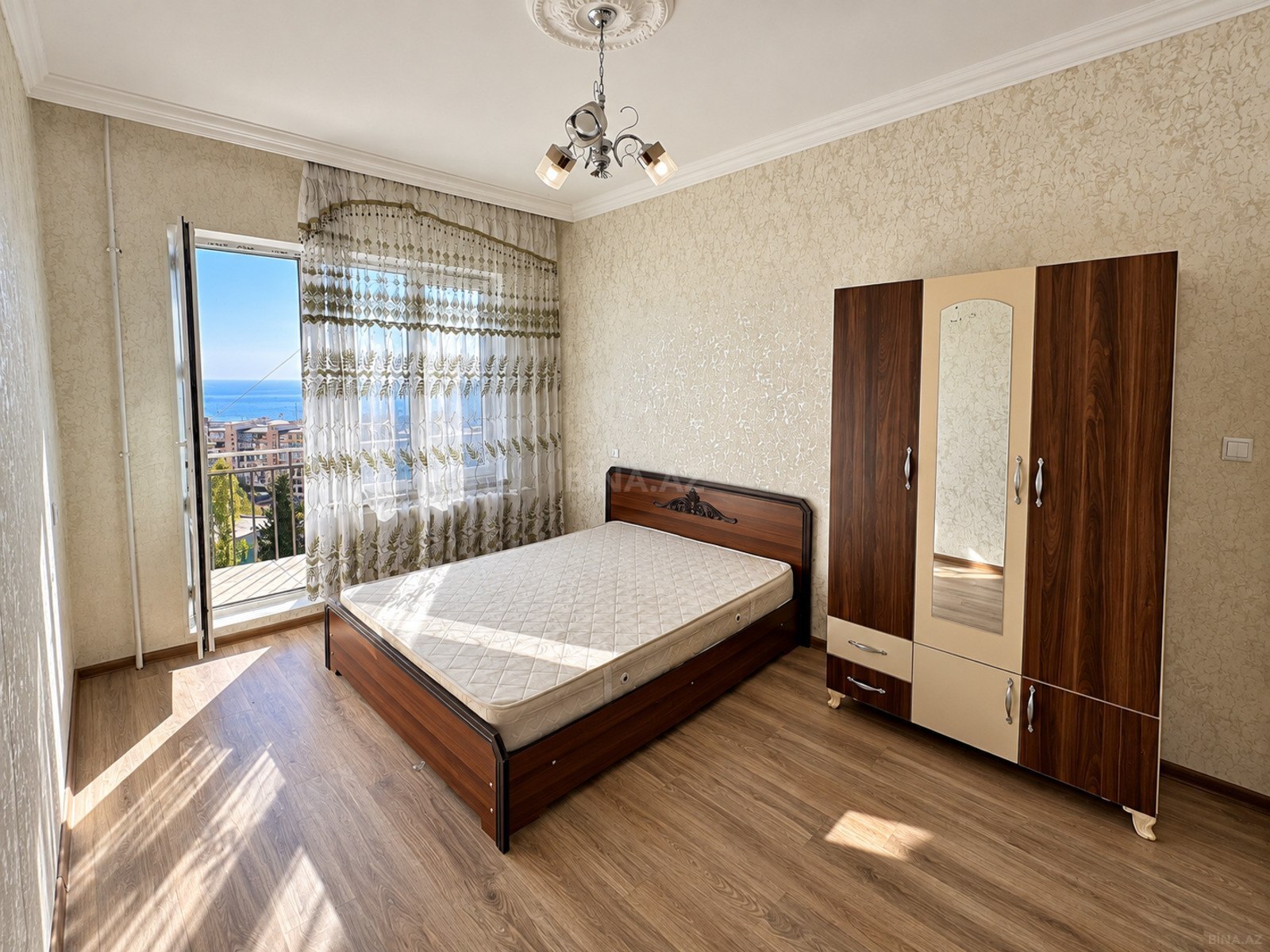 2 otaqlı Köhnə tikili, Həzi Aslanov m., Bakı