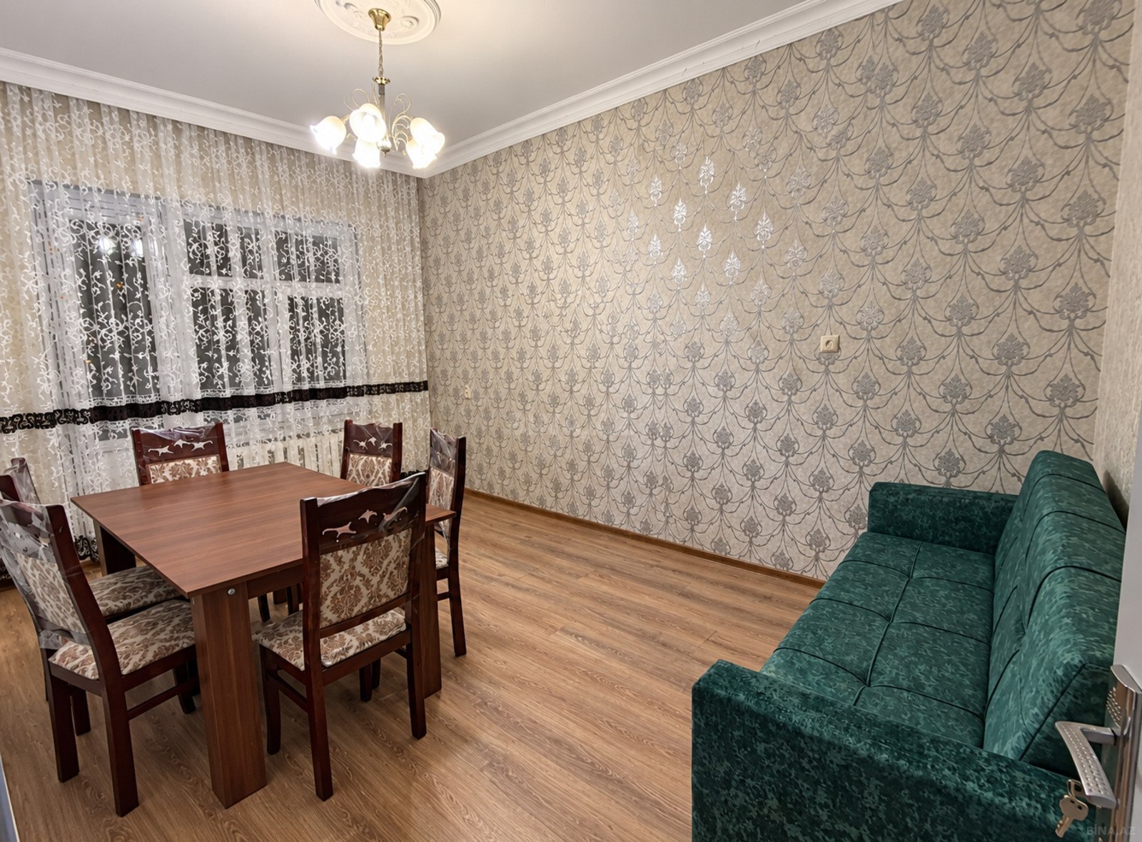 2 otaqlı Köhnə tikili, Həzi Aslanov m., Bakı