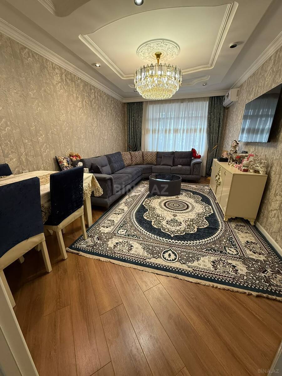 3 otaqlı Köhnə tikili, Qara Qarayev m., Bakı