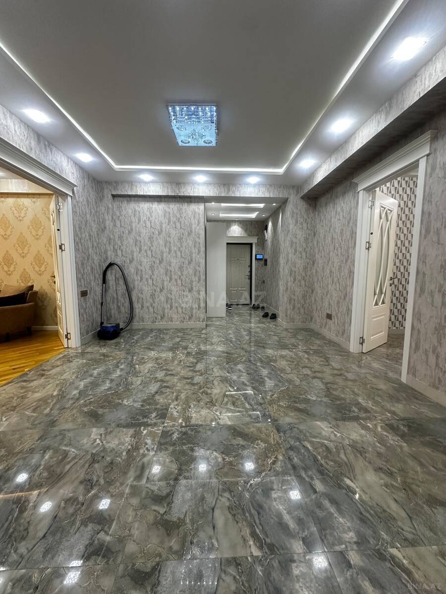3 otaqlı Yeni tikili, İnşaatçılar m., Bakı