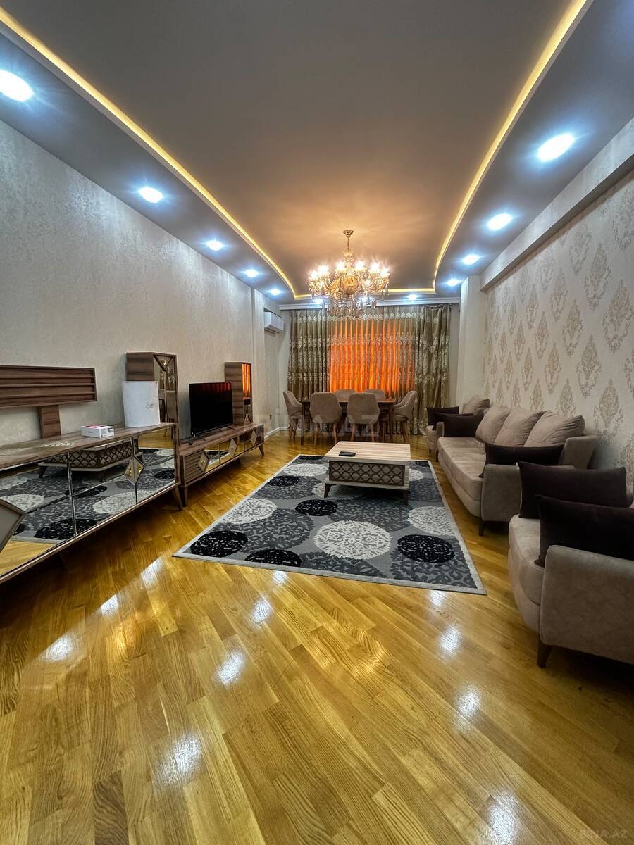 3 otaqlı Yeni tikili, İnşaatçılar m., Bakı