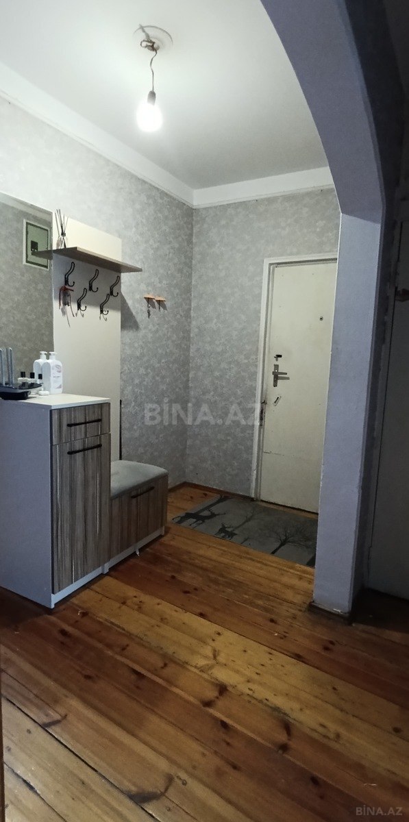 3 otaqlı Köhnə tikili, Əhmədli m., Bakı