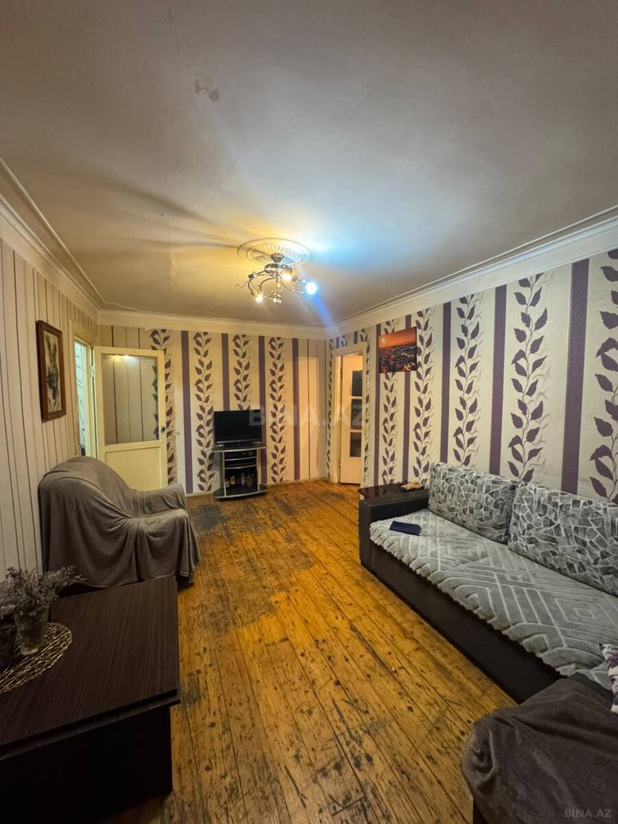 2 otaqlı Köhnə tikili, Qara Qarayev m., Bakı