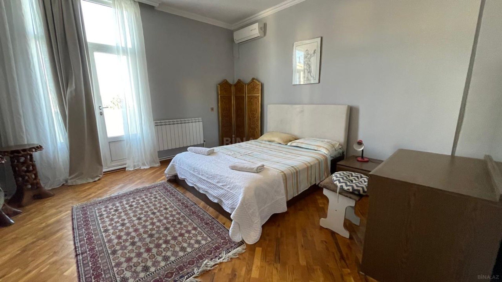 3 otaqlı Köhnə tikili, Sahil m., Bakı