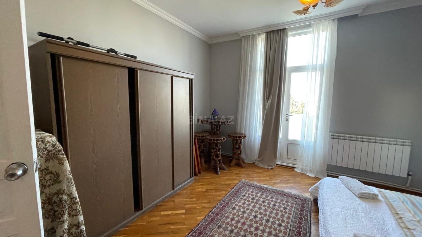 3 otaqlı Köhnə tikili, Sahil m., Bakı