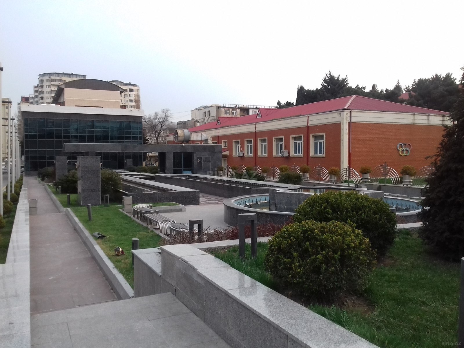 3 otaqlı Köhnə tikili, 8-ci mikrorayon q., Bakı