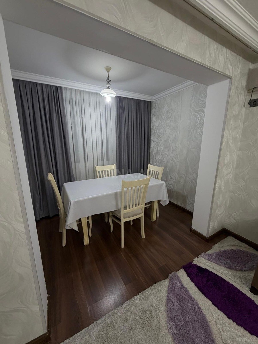 2 otaqlı Köhnə tikili, Xalqlar Dostluğu m., Bakı