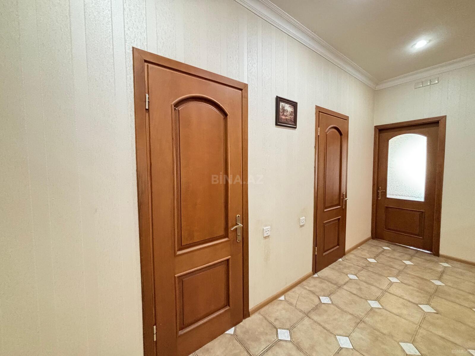 3 otaqlı Yeni tikili, Nizami m., Bakı