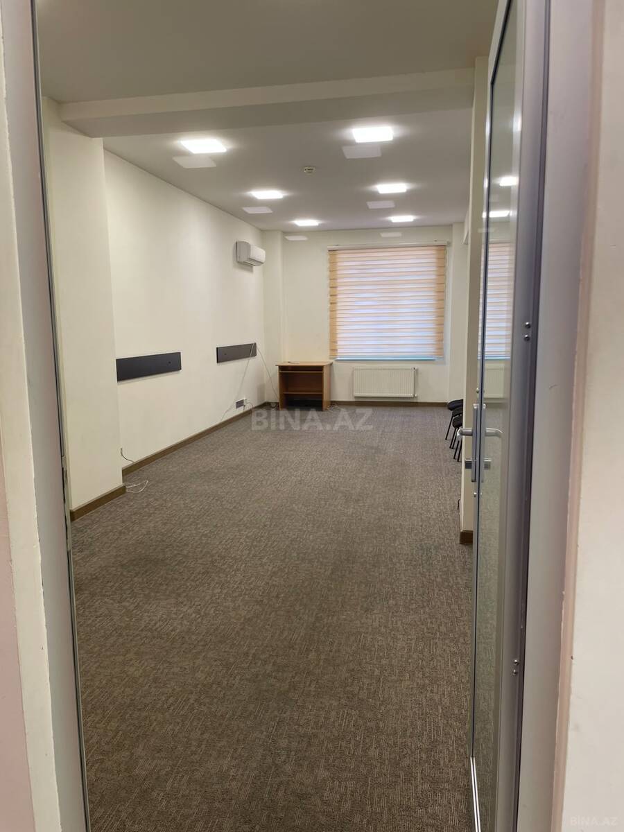 5 otaqlı Ofis, 8 Noyabr m., Bakı