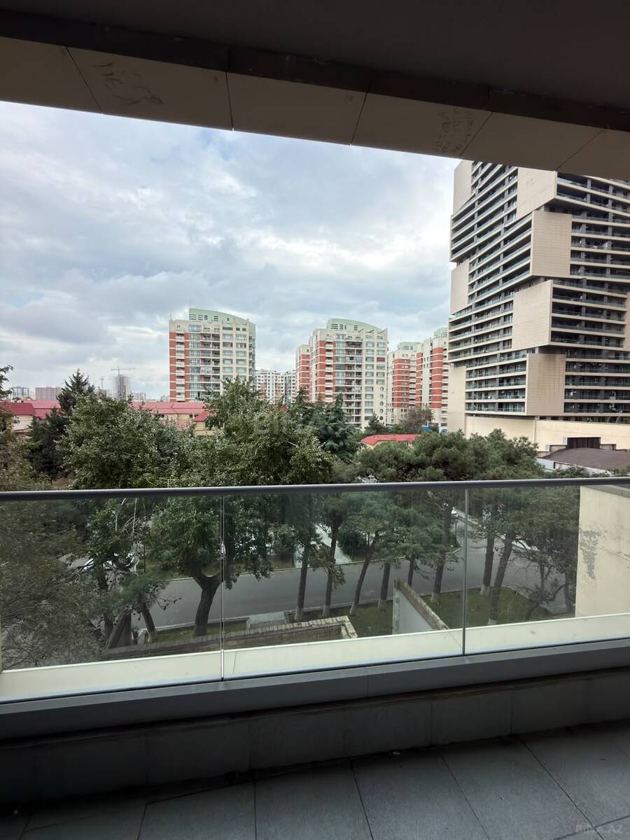 3 otaqlı Yeni tikili, 8 Noyabr m., Bakı