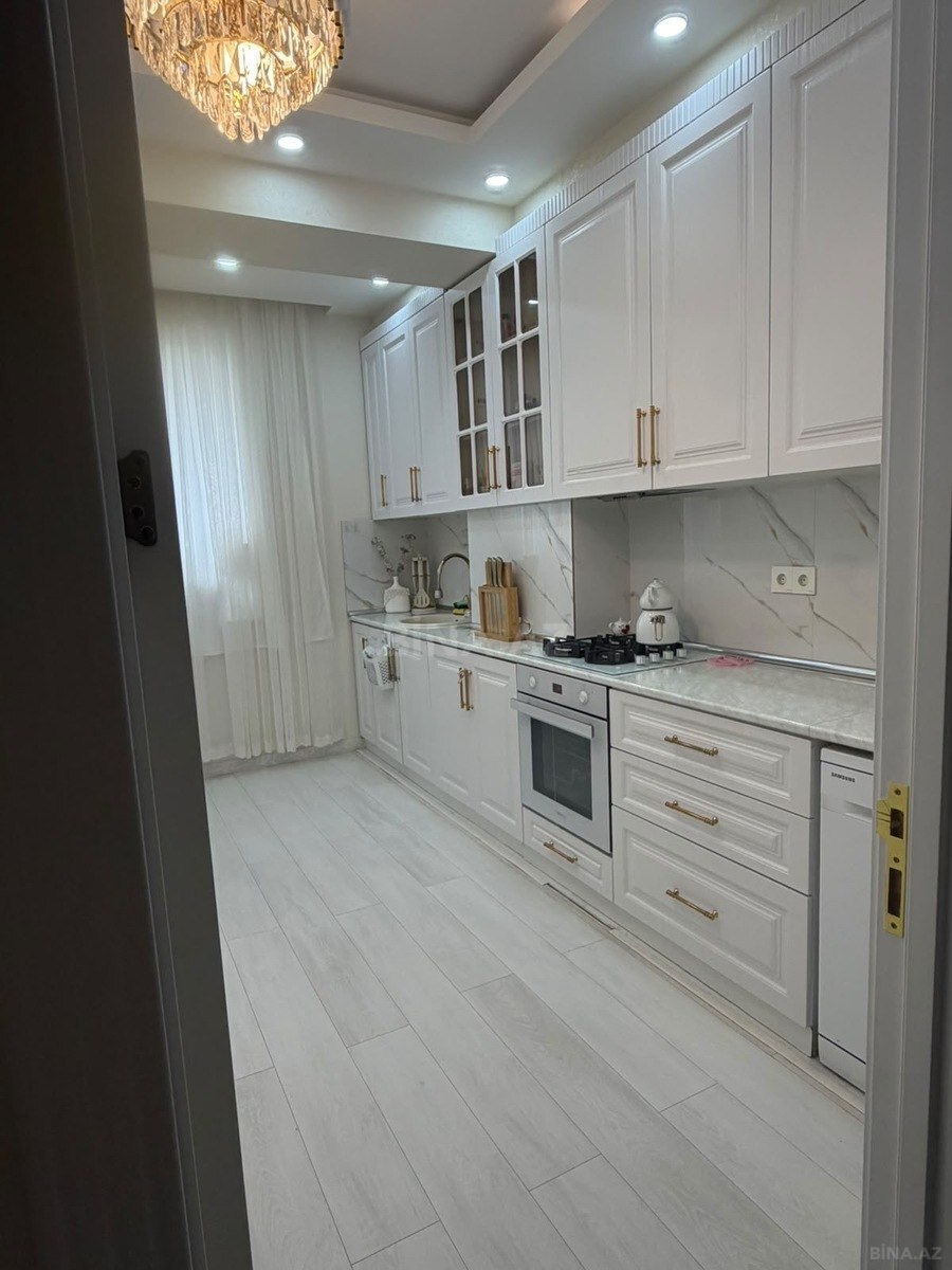 2 otaqlı Yeni tikili, 7-ci mikrorayon q., Bakı