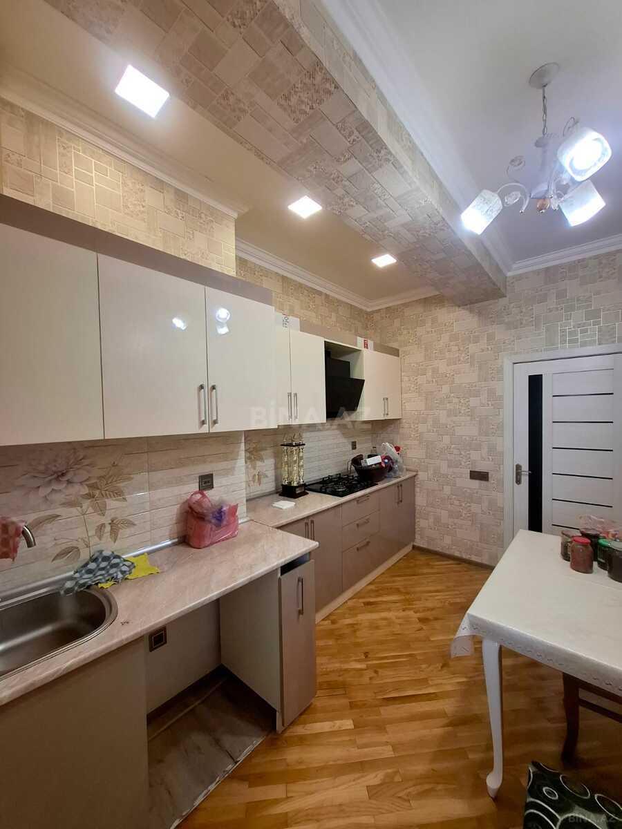 2 otaqlı Köhnə tikili, Sumqayıt