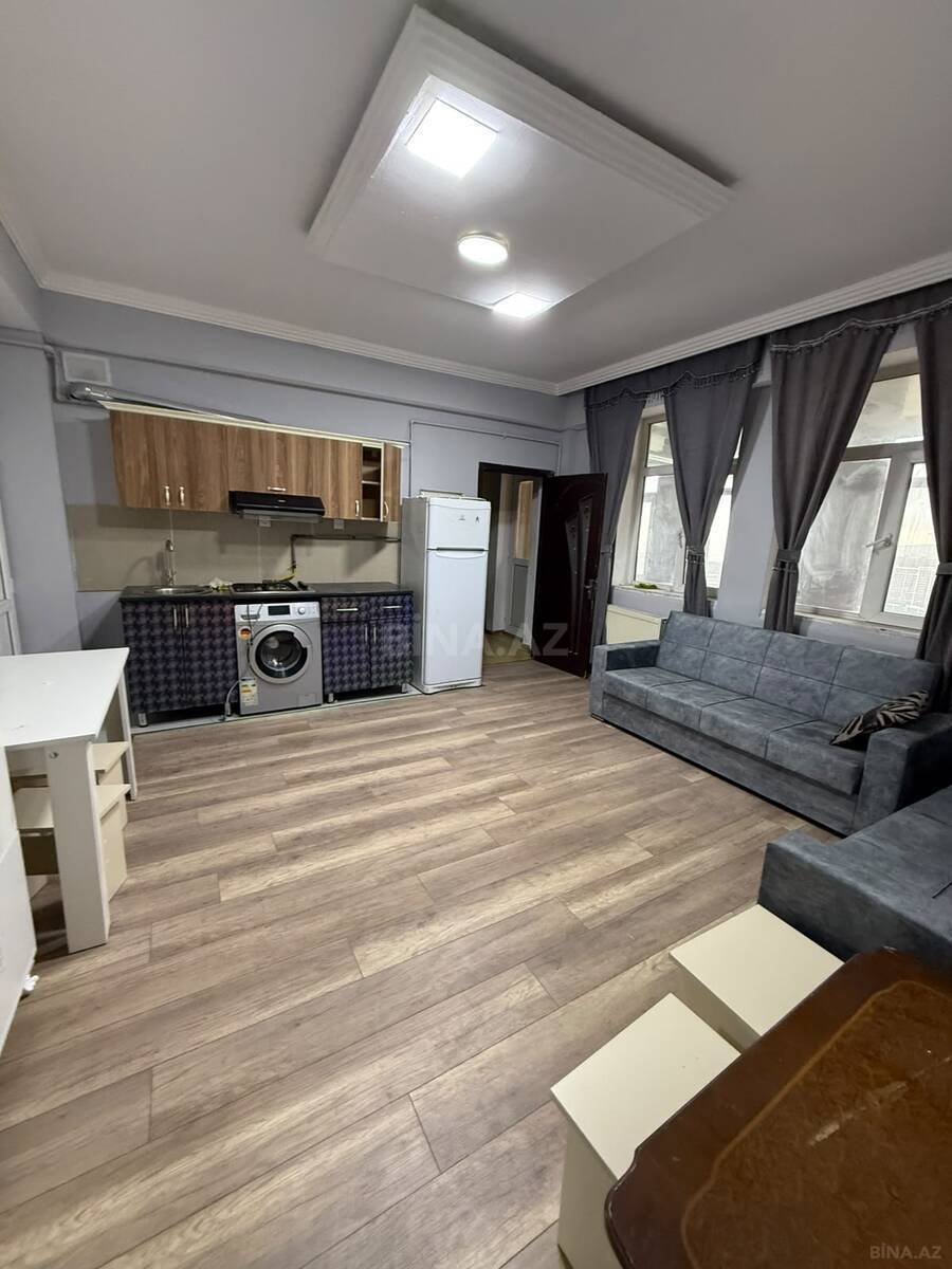 3 otaqlı Yeni tikili, Elmlər Akademiyası m., Bakı