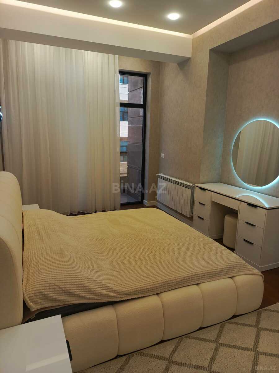 3 otaqlı Yeni tikili, Nizami m., Bakı