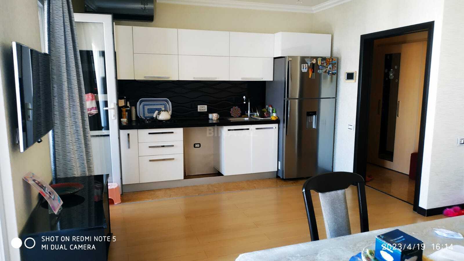 3 otaqlı Köhnə tikili, Səbail r., Bakı
