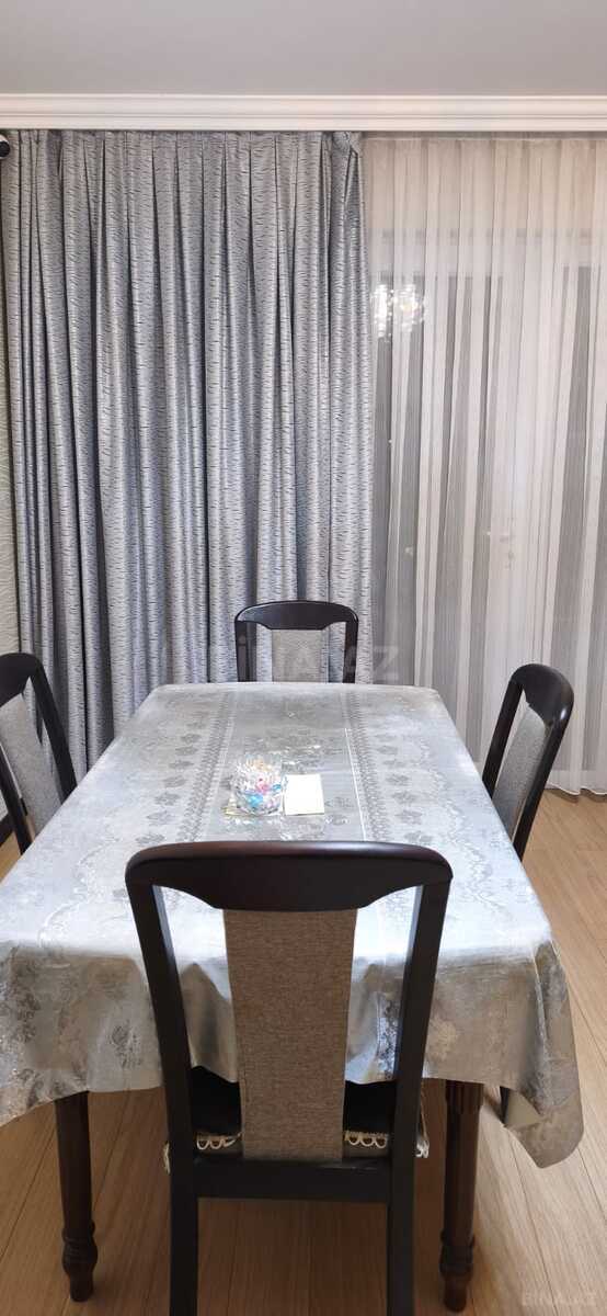 3 otaqlı Köhnə tikili, Səbail r., Bakı