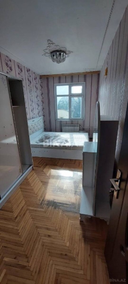 2 otaqlı Köhnə tikili, Memar Əcəmi m., Bakı