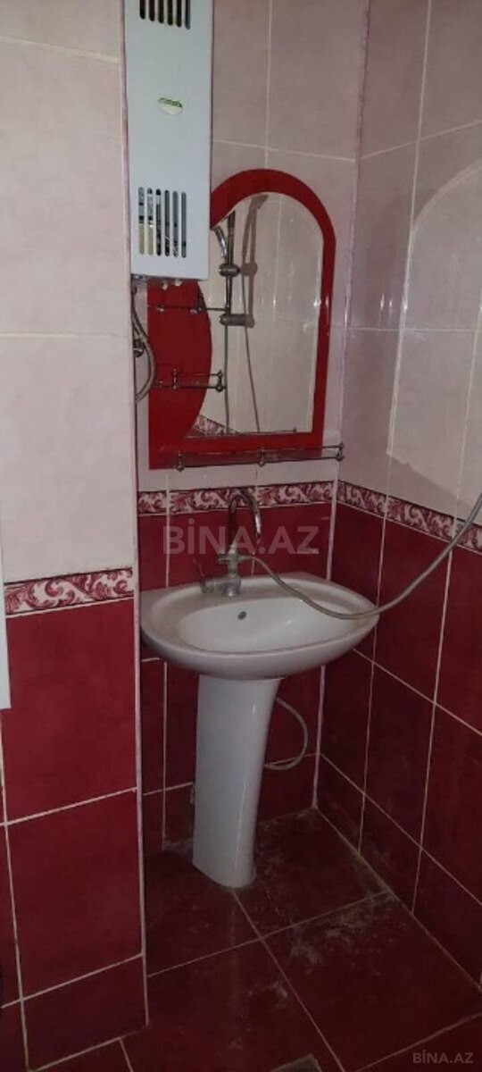 2 otaqlı Köhnə tikili, Memar Əcəmi m., Bakı