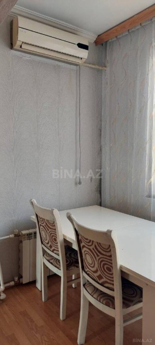 2 otaqlı Köhnə tikili, Memar Əcəmi m., Bakı
