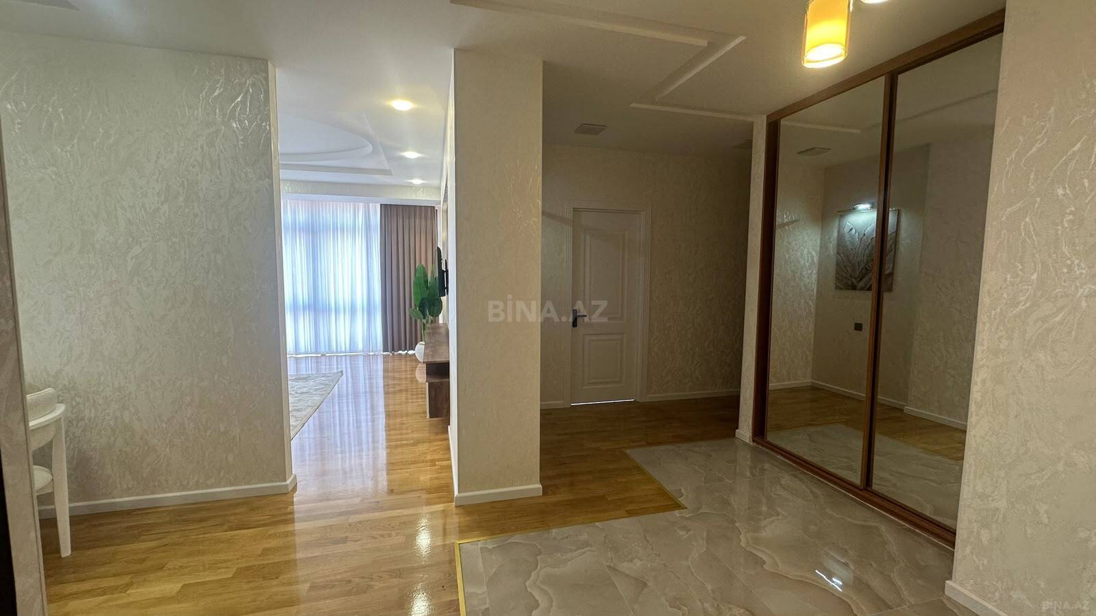 4 otaqlı Yeni tikili, İçəri Şəhər m., Bakı