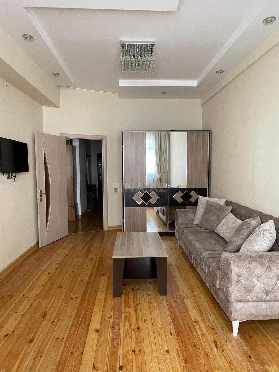 2 otaqlı Yeni tikili, Elmlər Akademiyası m., Bakı