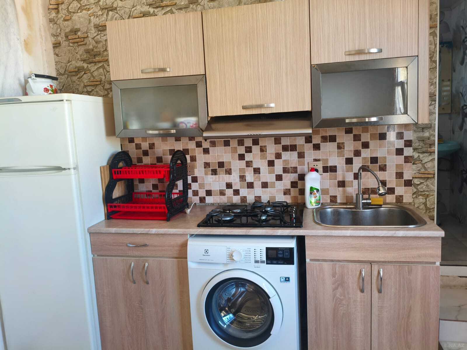 1 otaqlı Yeni tikili, Elmlər Akademiyası m., Bakı