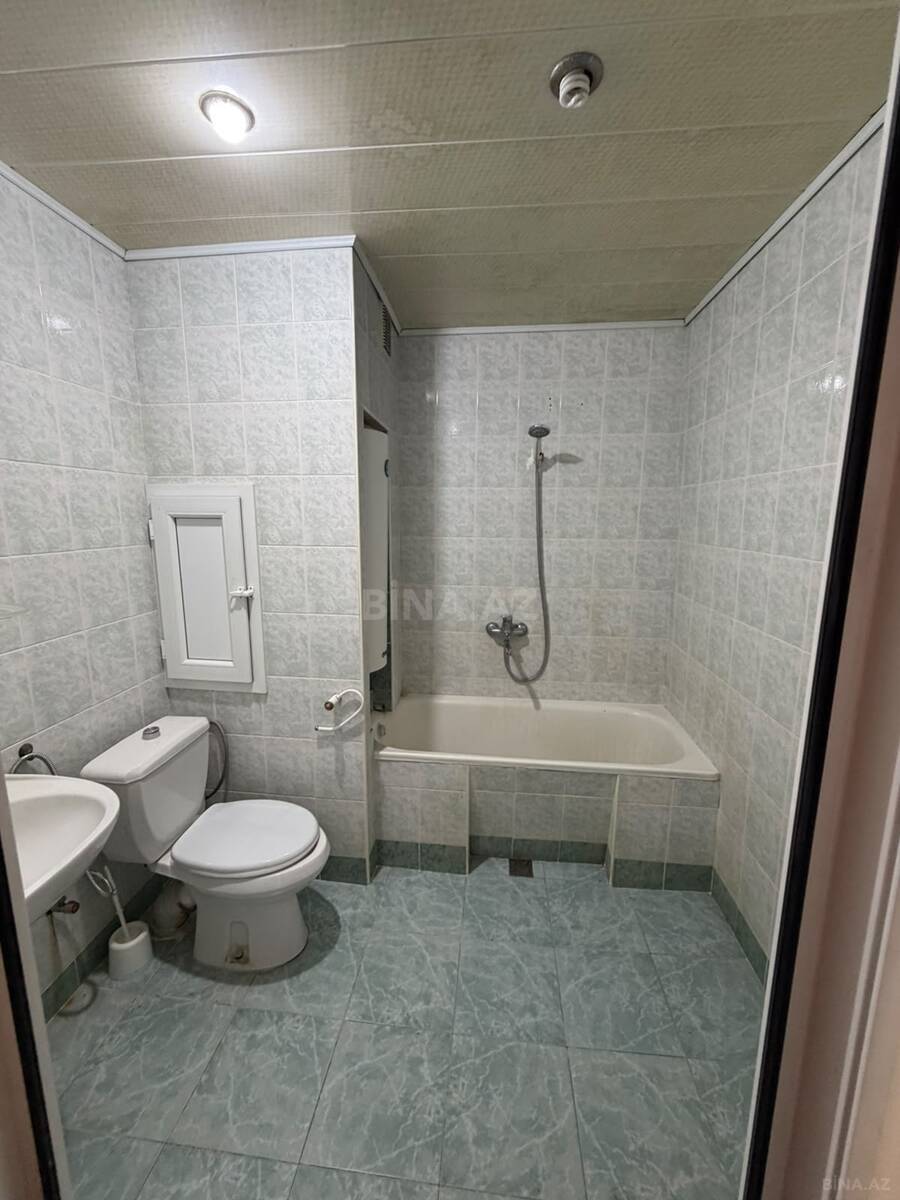 2 otaqlı Köhnə tikili, Bakıxanov q., Bakı