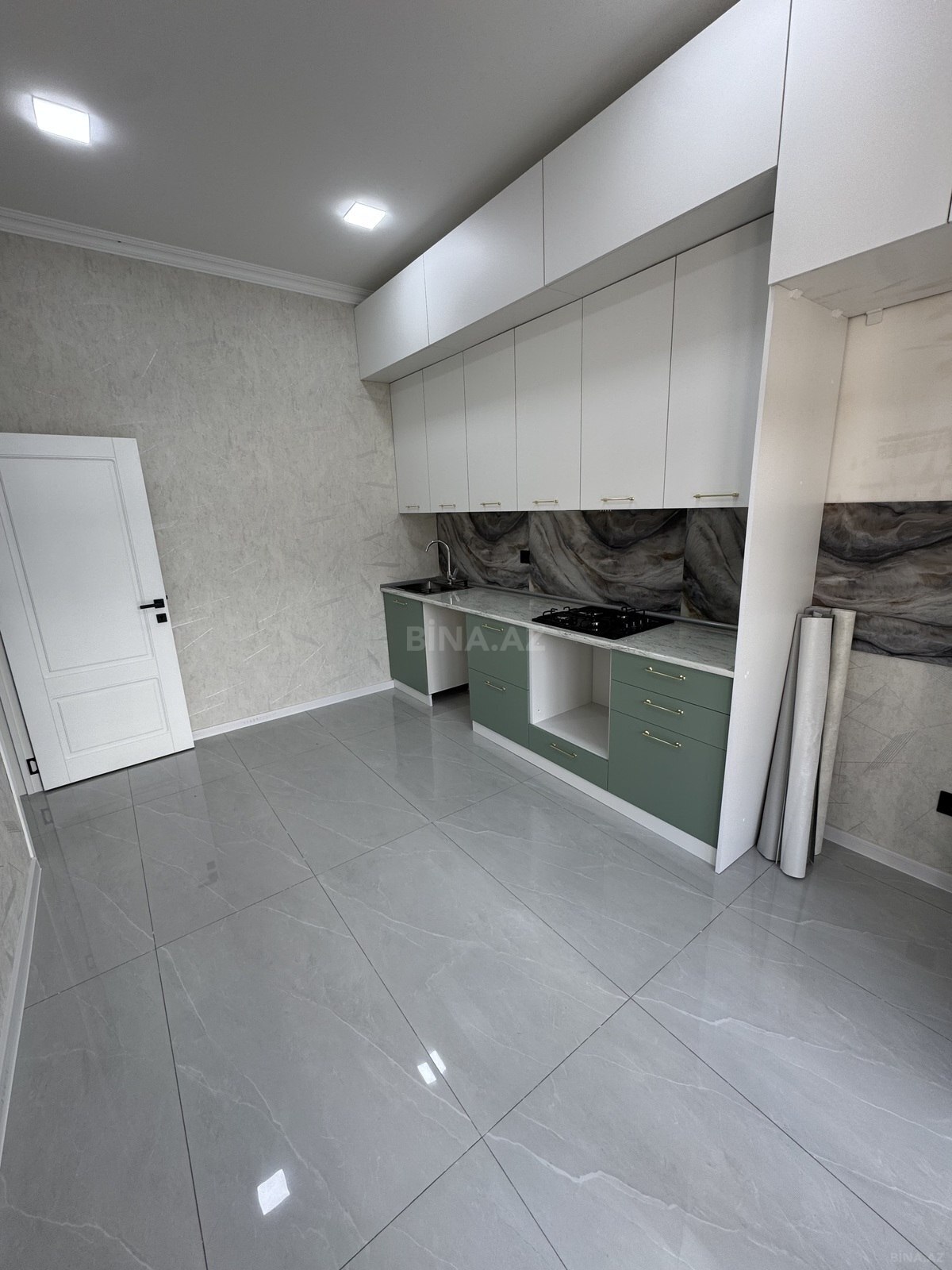 4 otaqlı Həyət evi/Bağ evi, Binə q., Bakı