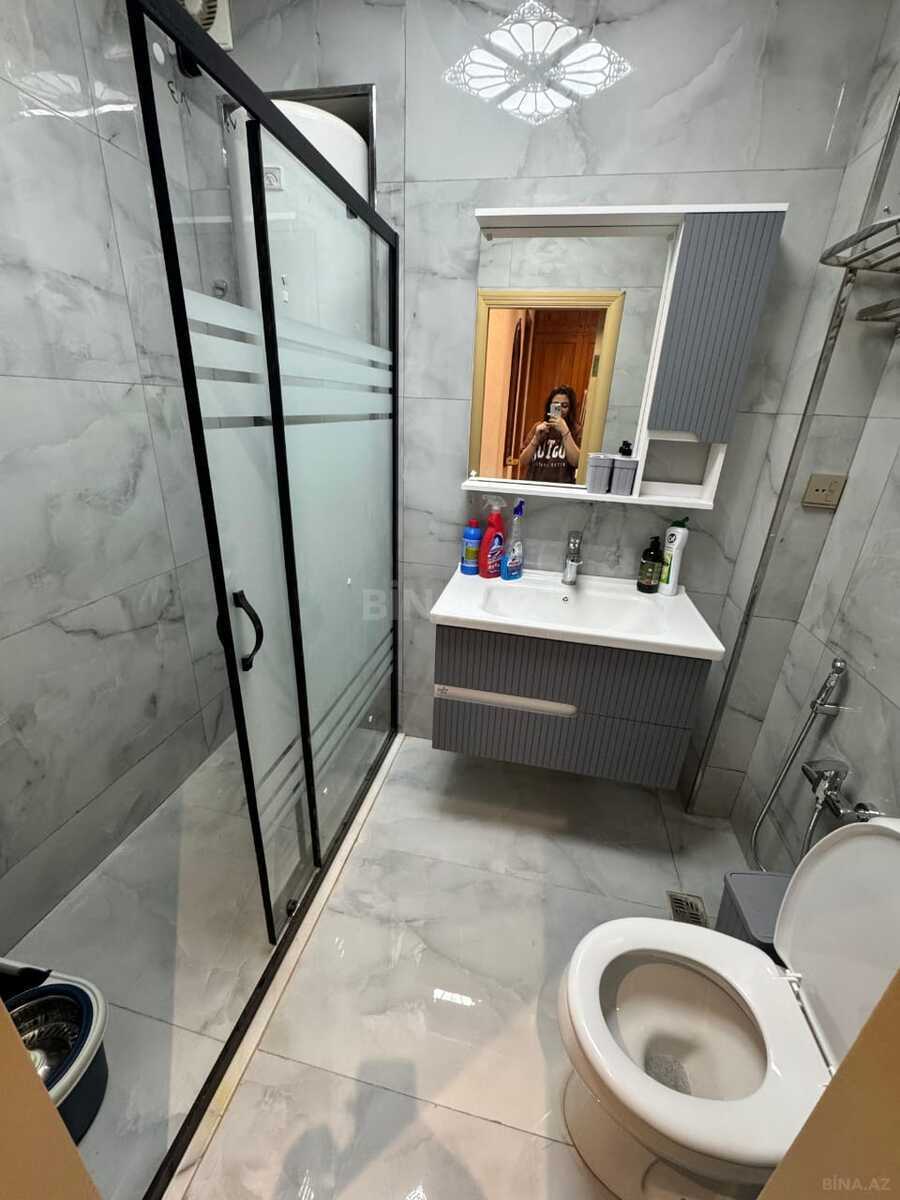 3 otaqlı Köhnə tikili, 28 May m., Bakı