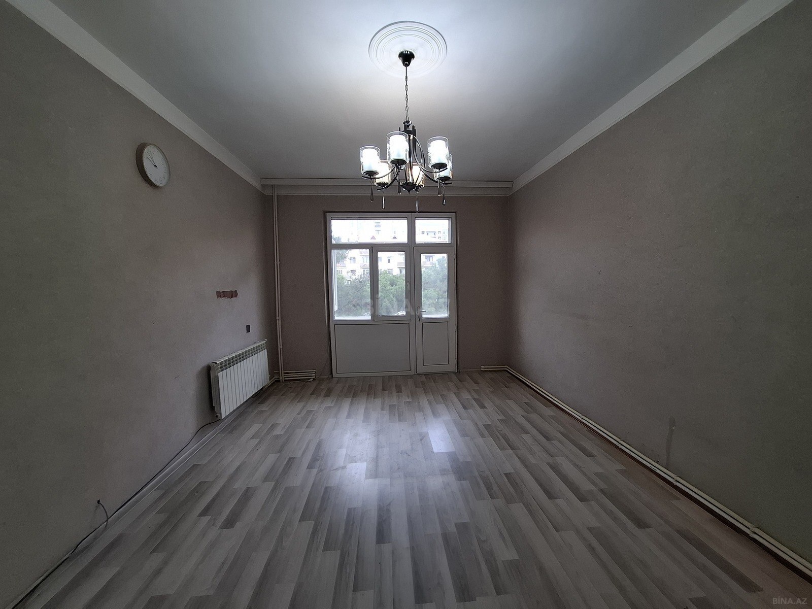3 otaqlı Köhnə tikili, Qara Qarayev m., Bakı