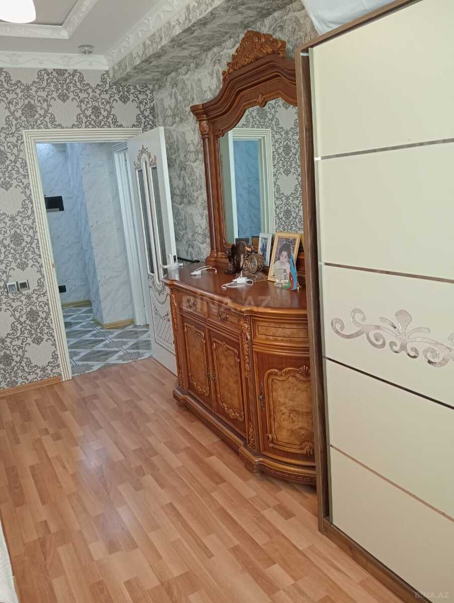 3 otaqlı Yeni tikili, Xırdalan