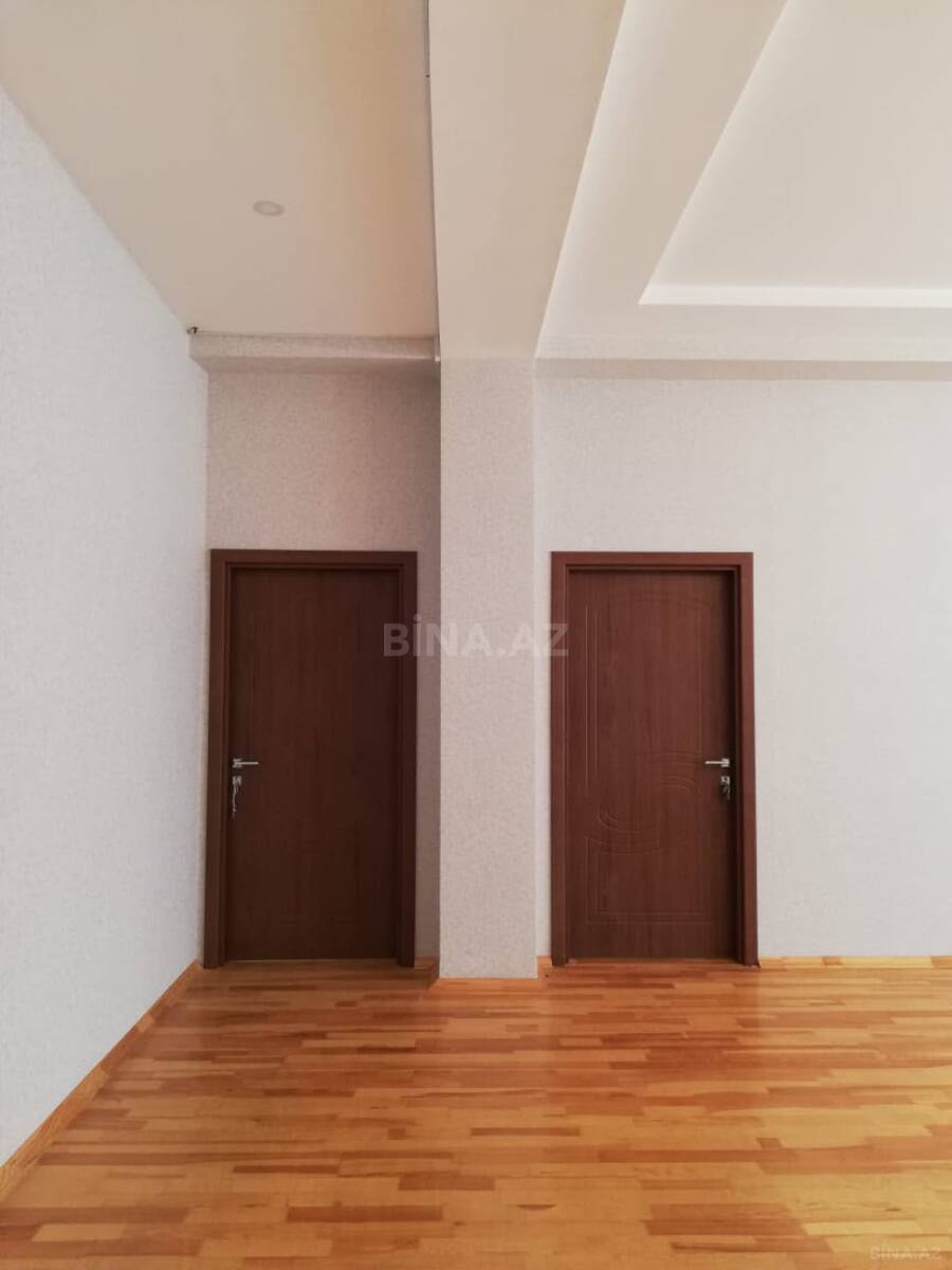 Obyekt 8 Noyabr m., Bakı