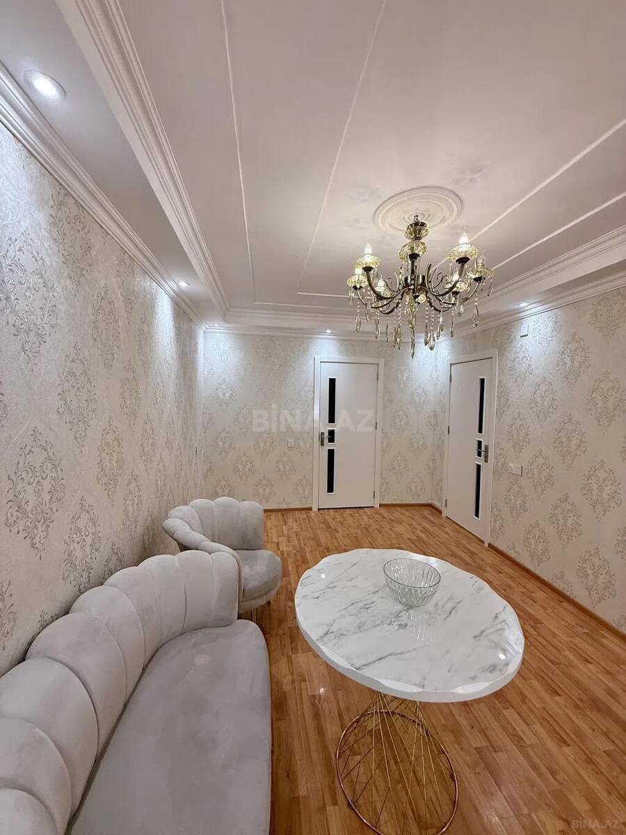 2 otaqlı Köhnə tikili, İnşaatçılar m., Bakı