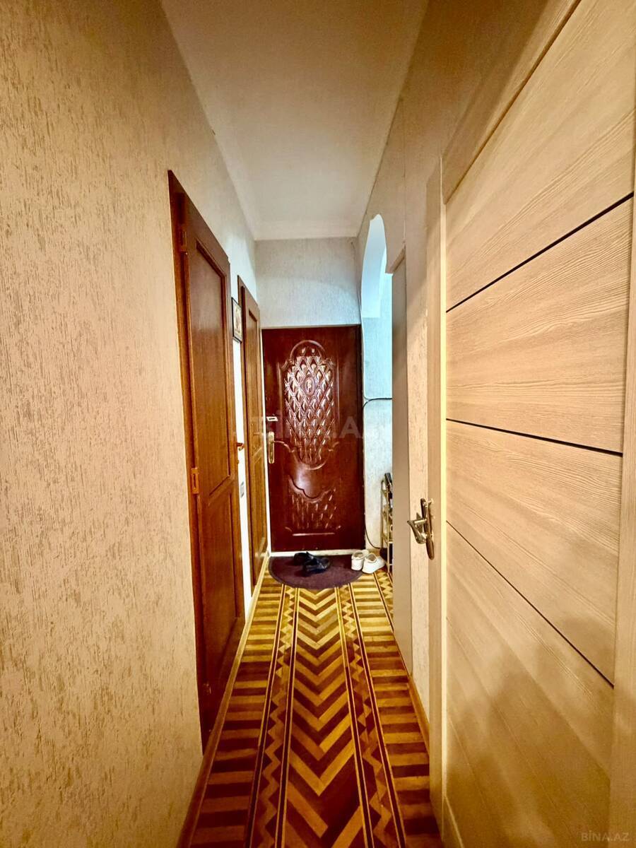2 otaqlı Köhnə tikili, 8-ci mikrorayon q., Bakı