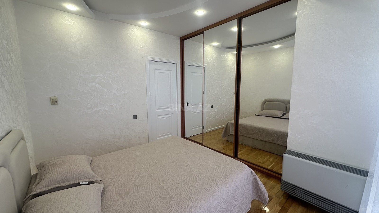 4 otaqlı Yeni tikili, İçəri Şəhər m., Bakı