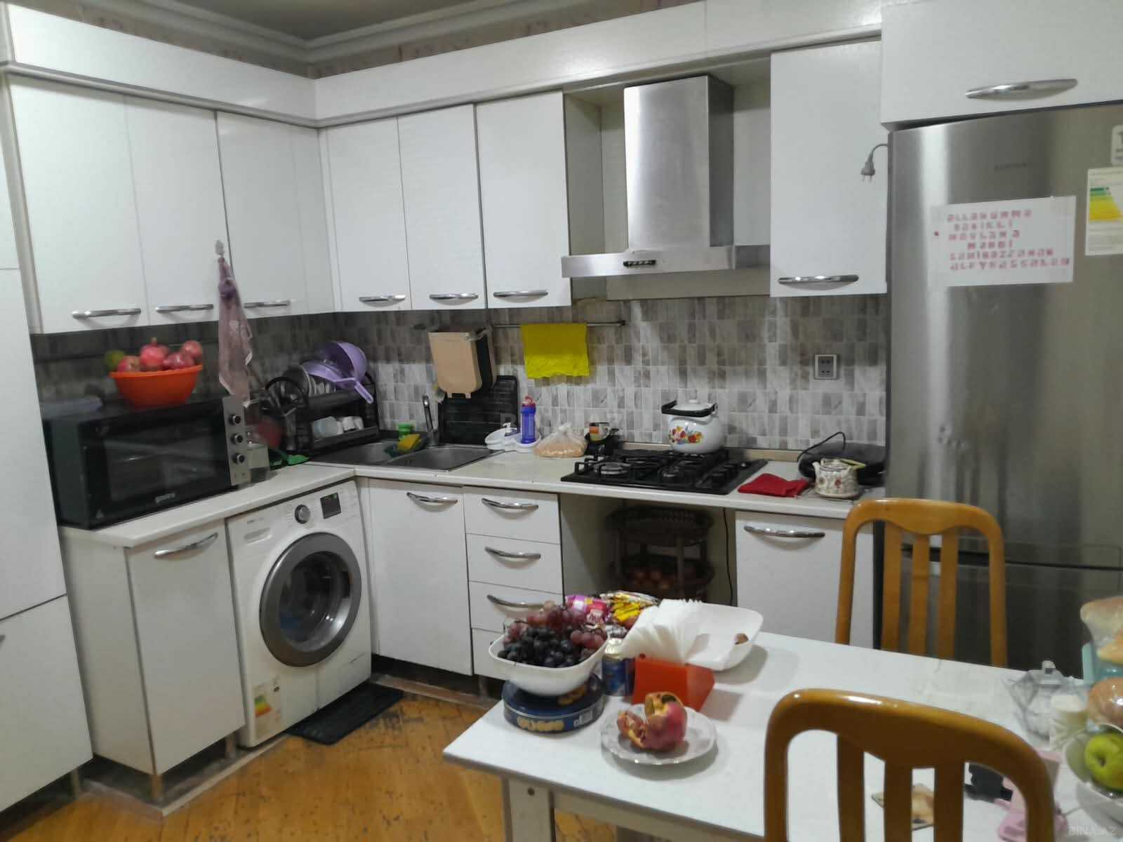 3 otaqlı Yeni tikili, Suraxanı r., Bakı