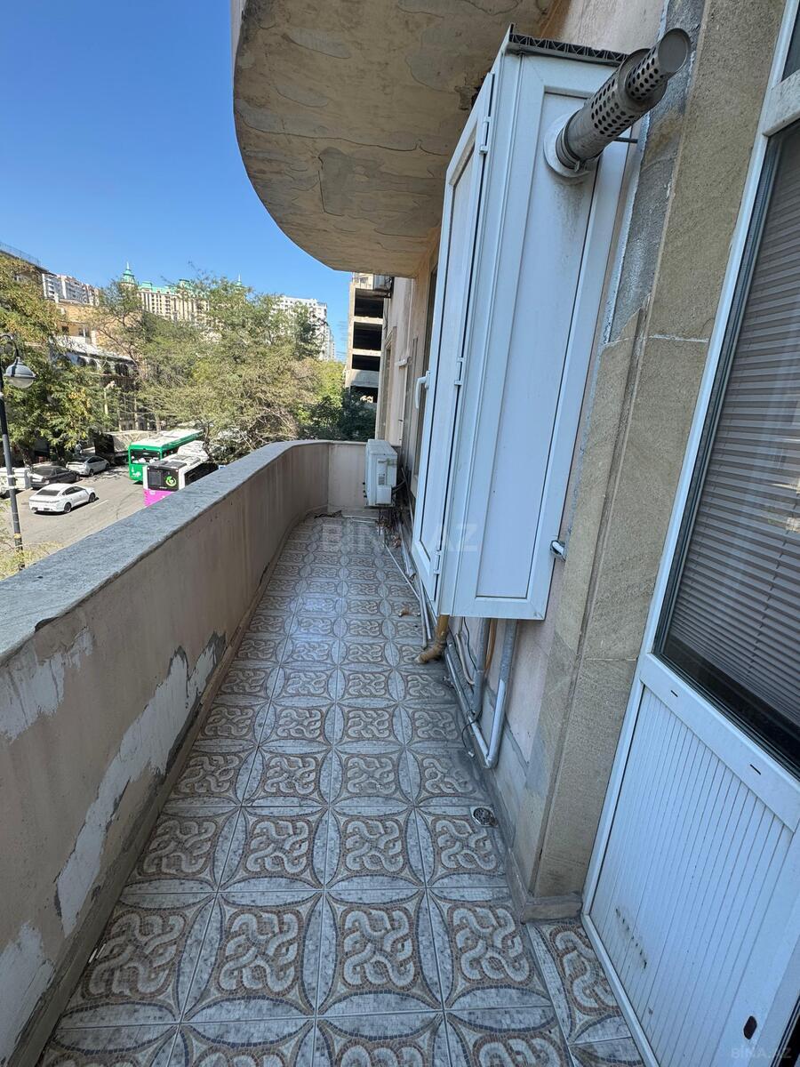 3 otaqlı Ofis, Nizami m., Bakı
