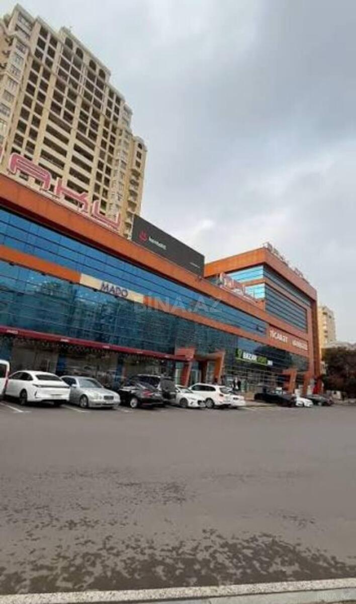 3 otaqlı Yeni tikili, İnşaatçılar m., Bakı