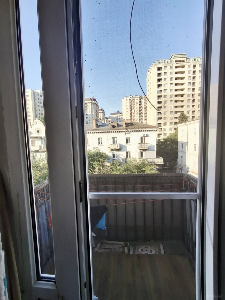 3 otaqlı Köhnə tikili, Nəriman Nərimanov m., Bakı