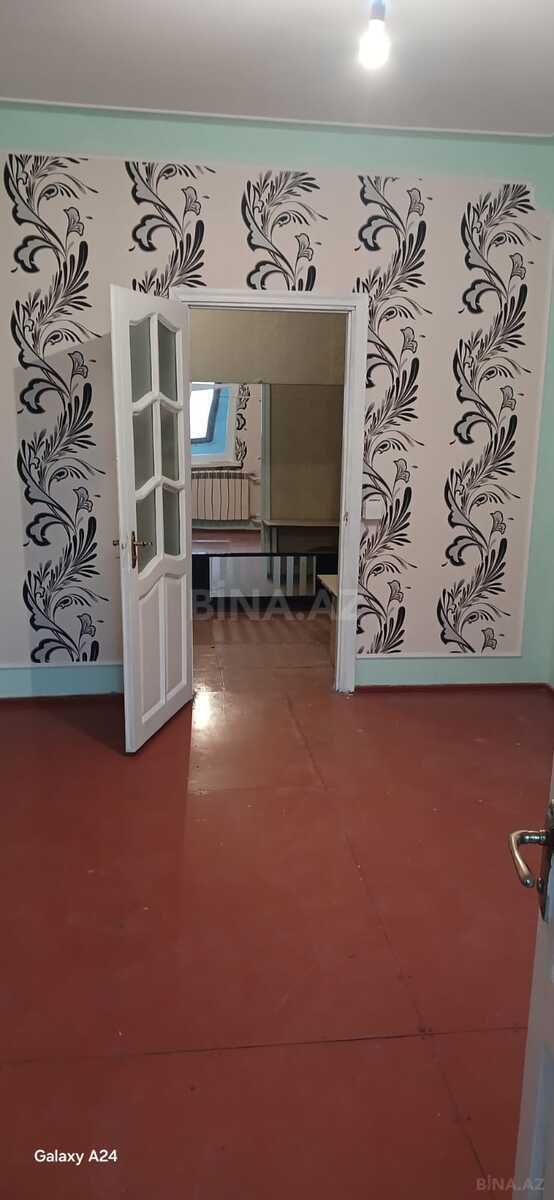 3 otaqlı Köhnə tikili, Həzi Aslanov m., Bakı