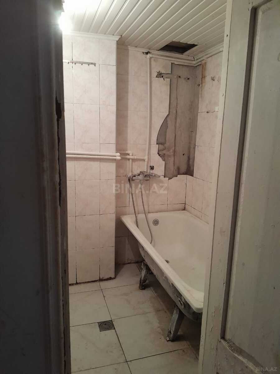 2 otaqlı Köhnə tikili, Elmlər Akademiyası m., Bakı