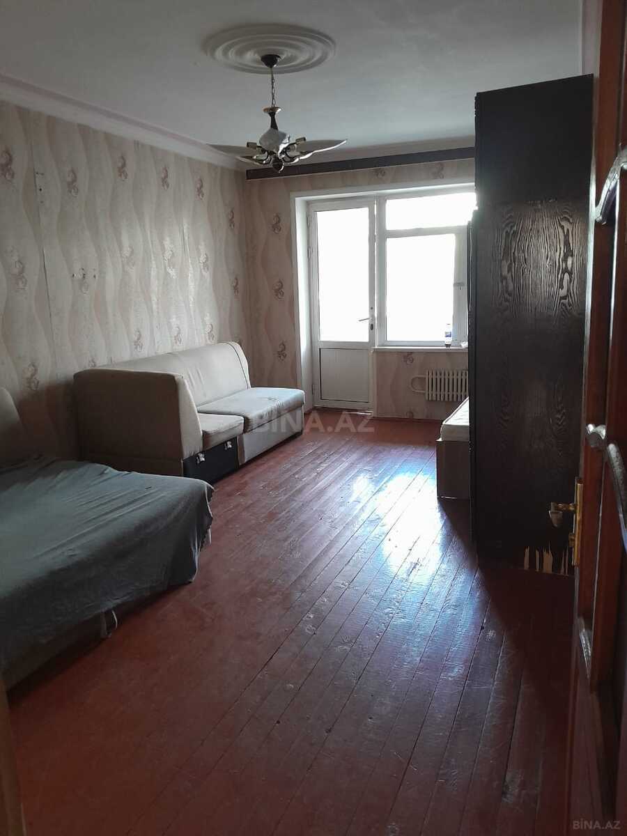 2 otaqlı Köhnə tikili, Elmlər Akademiyası m., Bakı