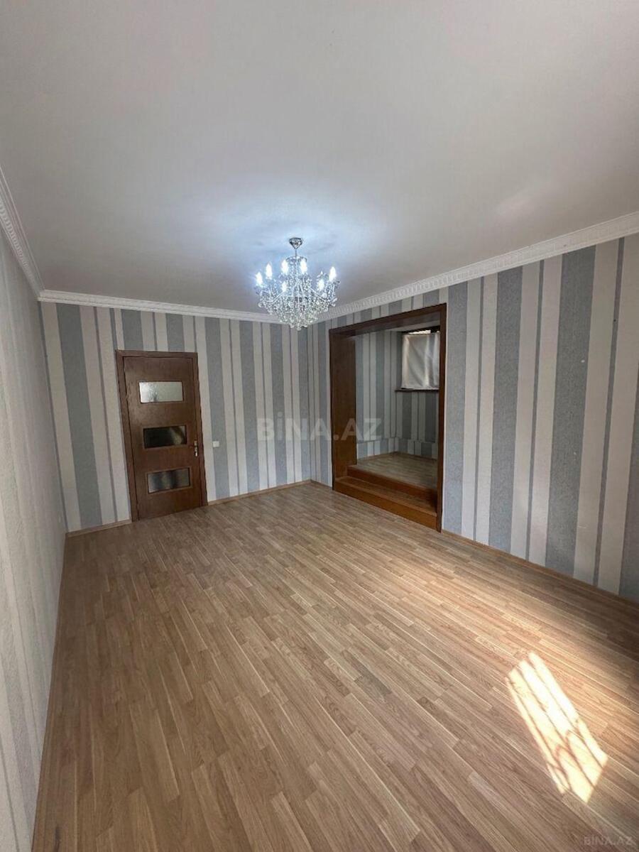 2 otaqlı Köhnə tikili, Qara Qarayev m., Bakı