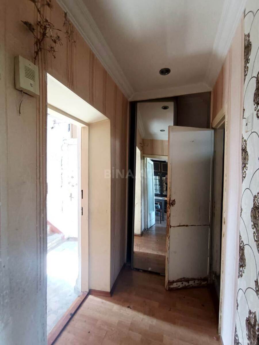 2 otaqlı Köhnə tikili, 28 May m., Bakı
