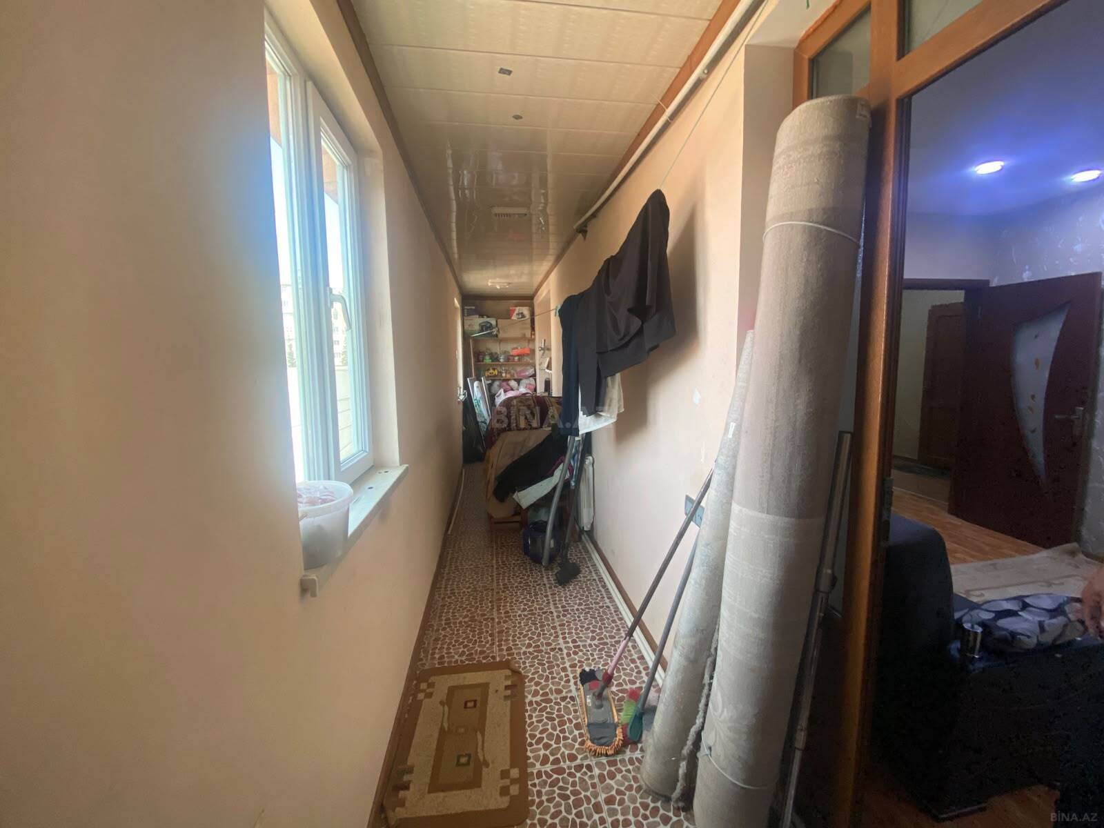 2 otaqlı Köhnə tikili, Xalqlar Dostluğu m., Bakı