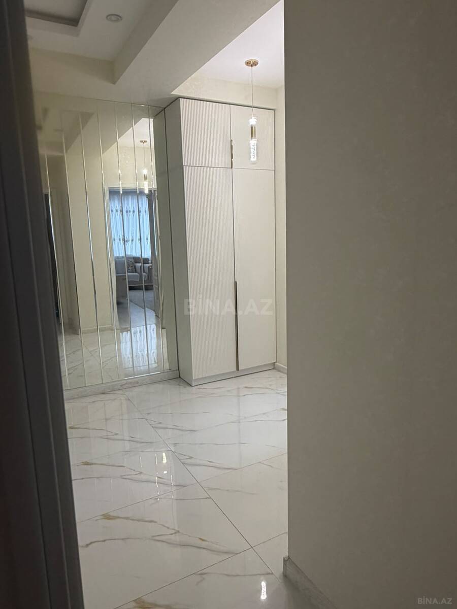 2 otaqlı Yeni tikili, 7-ci mikrorayon q., Bakı