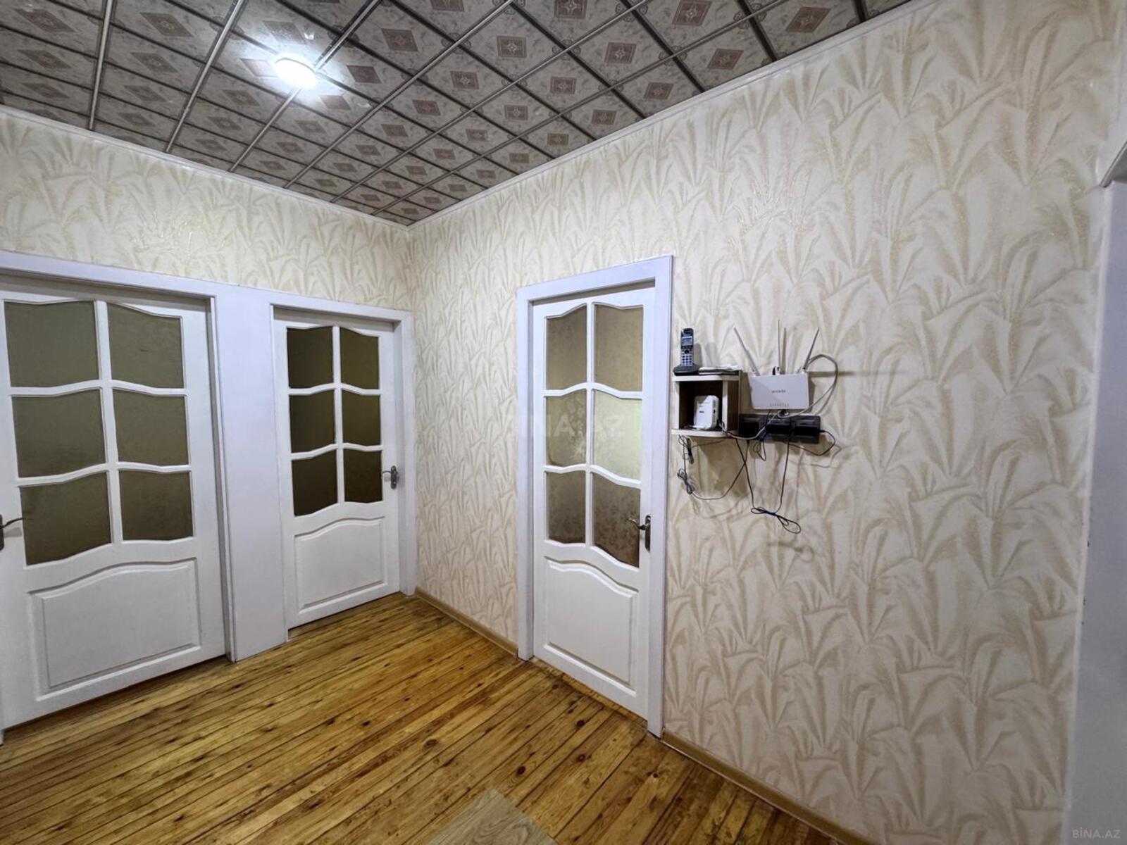 4 otaqlı Köhnə tikili, Azadlıq Prospekti m., Bakı