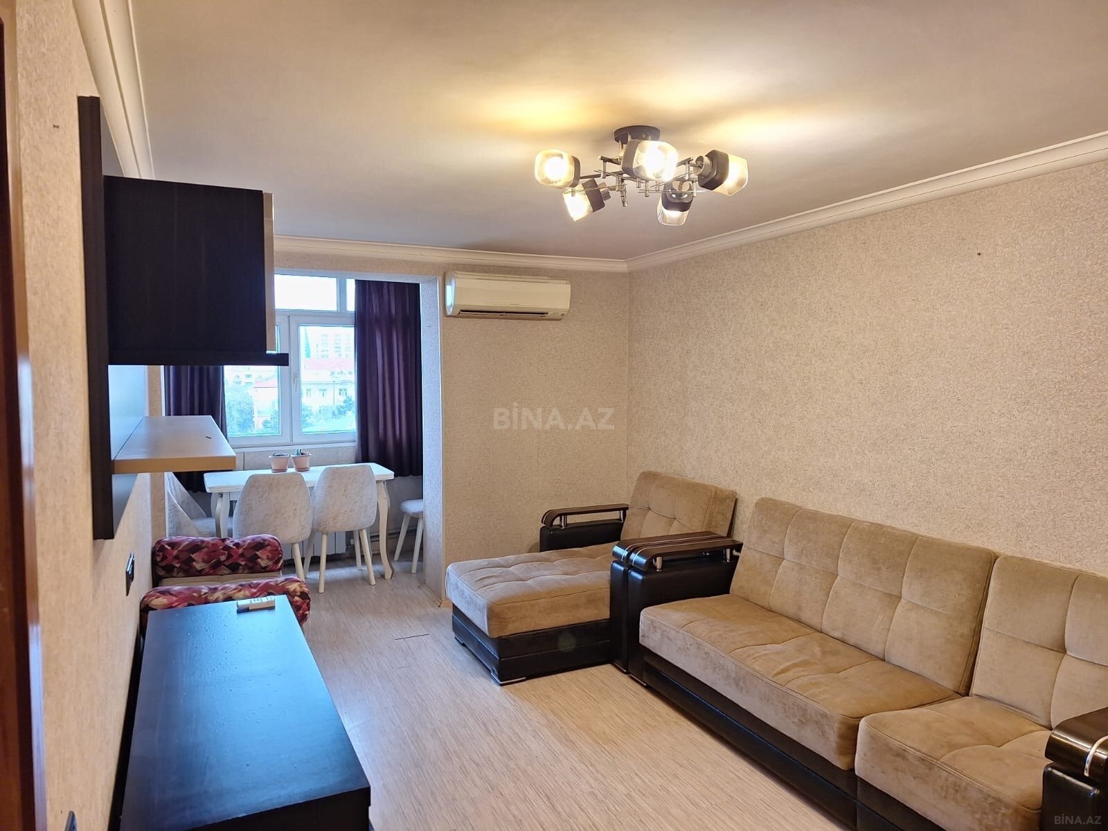 2 otaqlı Köhnə tikili, Elmlər Akademiyası m., Bakı