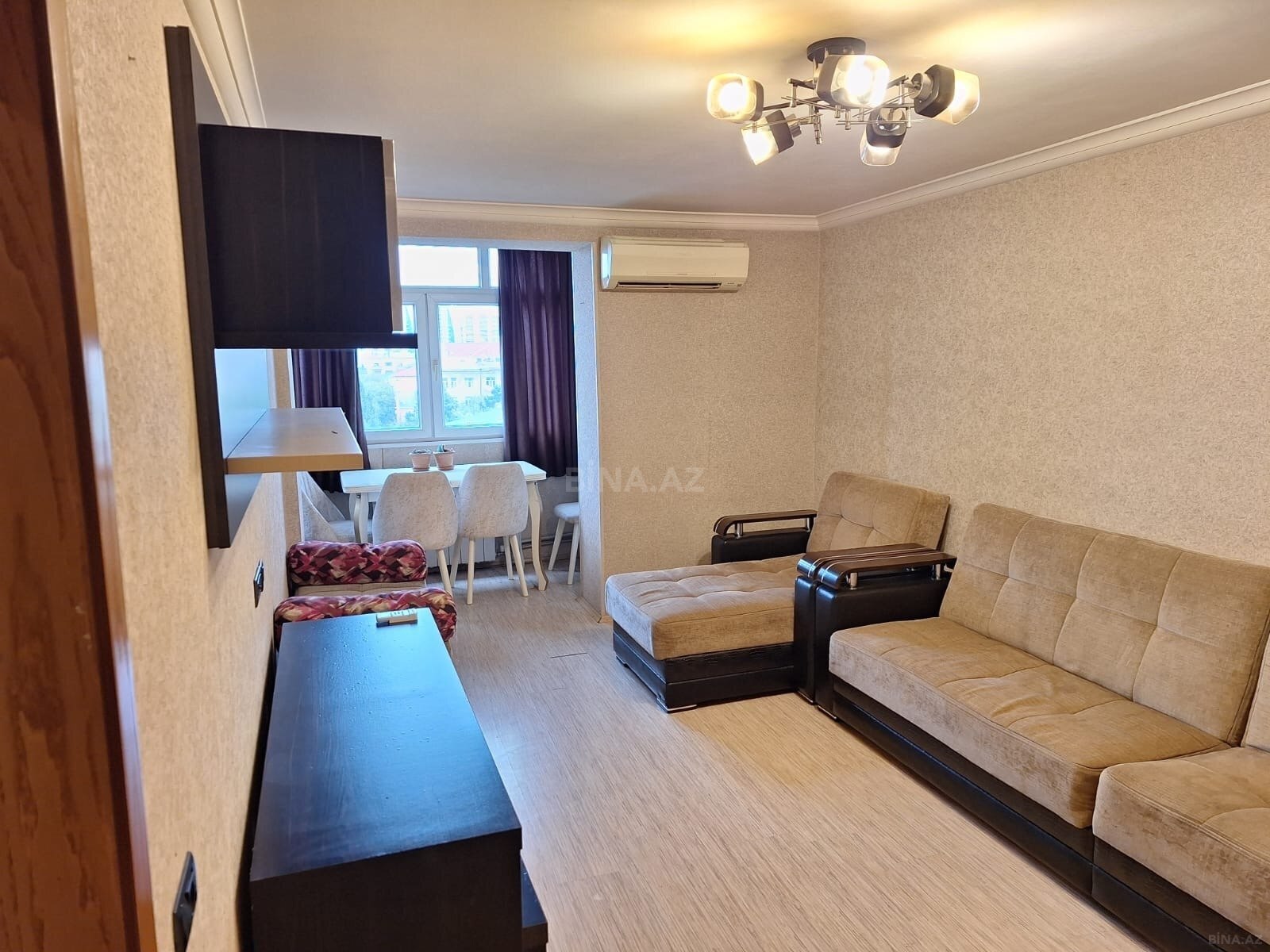 2 otaqlı Köhnə tikili, Elmlər Akademiyası m., Bakı