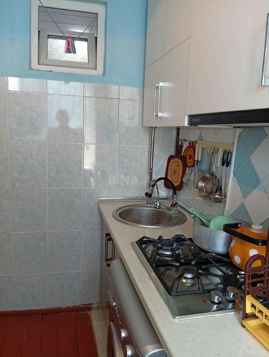 2 otaqlı Köhnə tikili, Həzi Aslanov m., Bakı